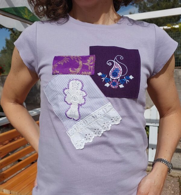 Maglia donna lilla ricami e merletti - immagine 2